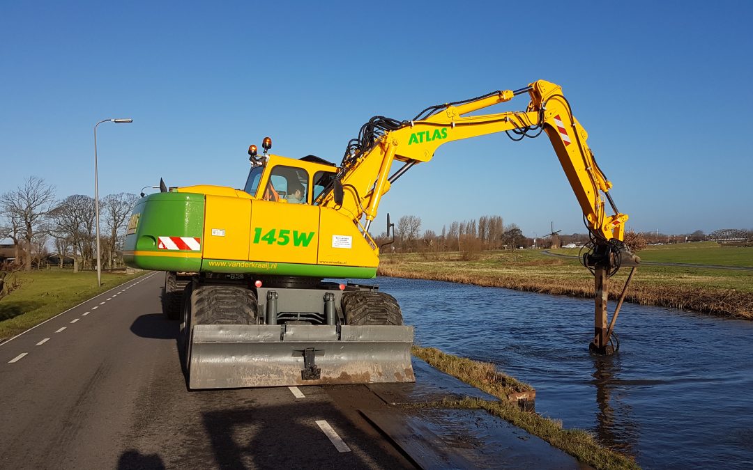 Uitbaggeren van de Gaag te Schipluiden