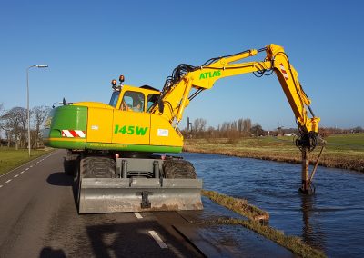 Uitbaggeren van de Gaag te Schipluiden